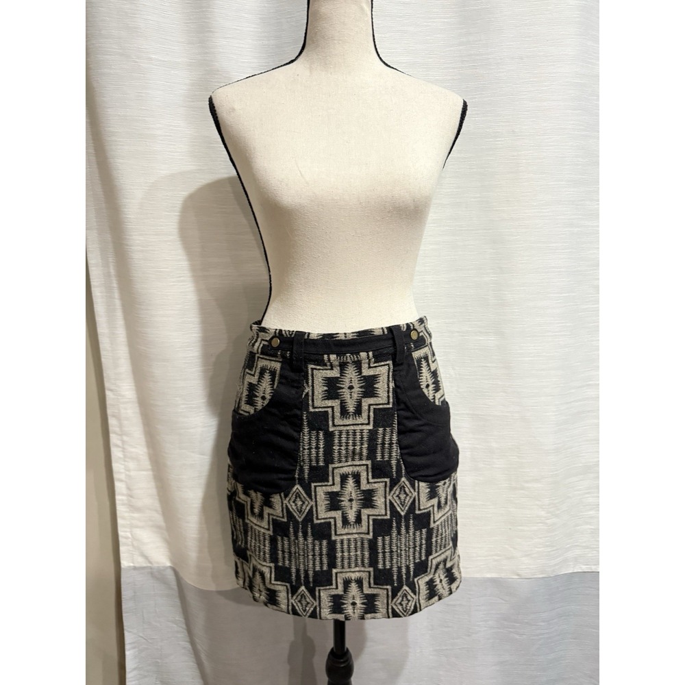 Pendleton Woolen Mills Portland Collection Aztec Print Skirt Womens S 100% Wool
